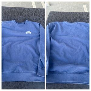 Patagonia crewneck sweater size L
48% recycled cotton blend with stretch